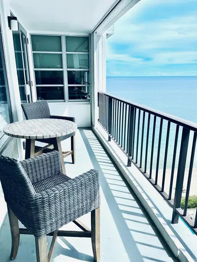 4280 Galt Ocean Drive 23J, Fort Lauderdale – sold