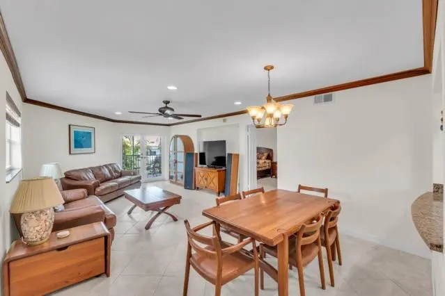 Photo 1 at 961 SE 20th Avenue 308, Deerfield Beach