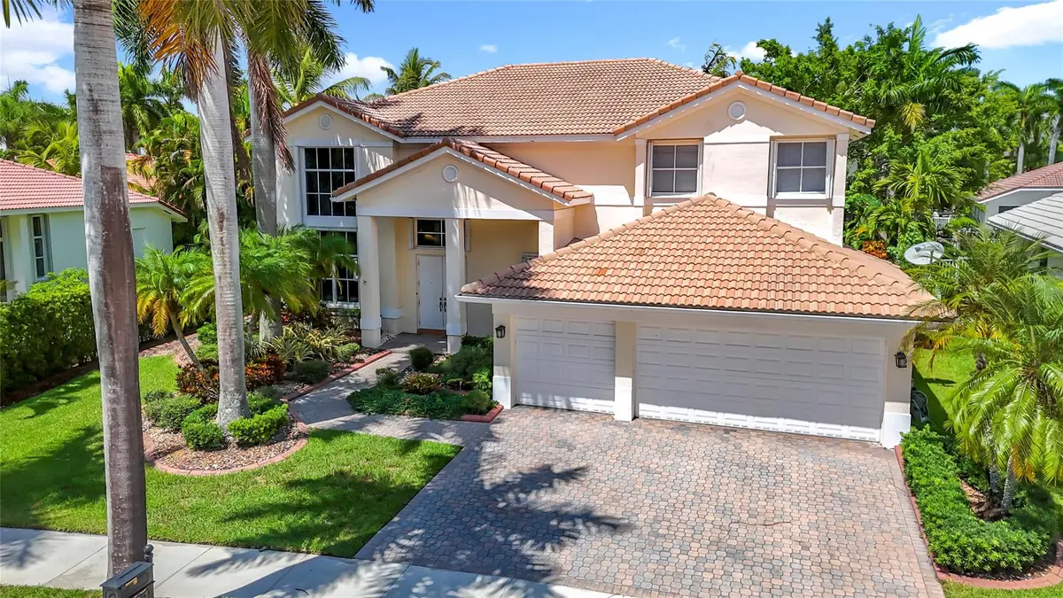 Photo 4 at 1673 VICTORIA POINTE Circle, Weston