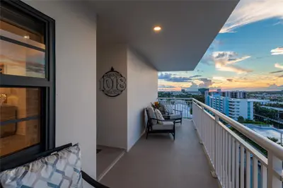3100 NE 48th Street PH18, Fort Lauderdale – sold