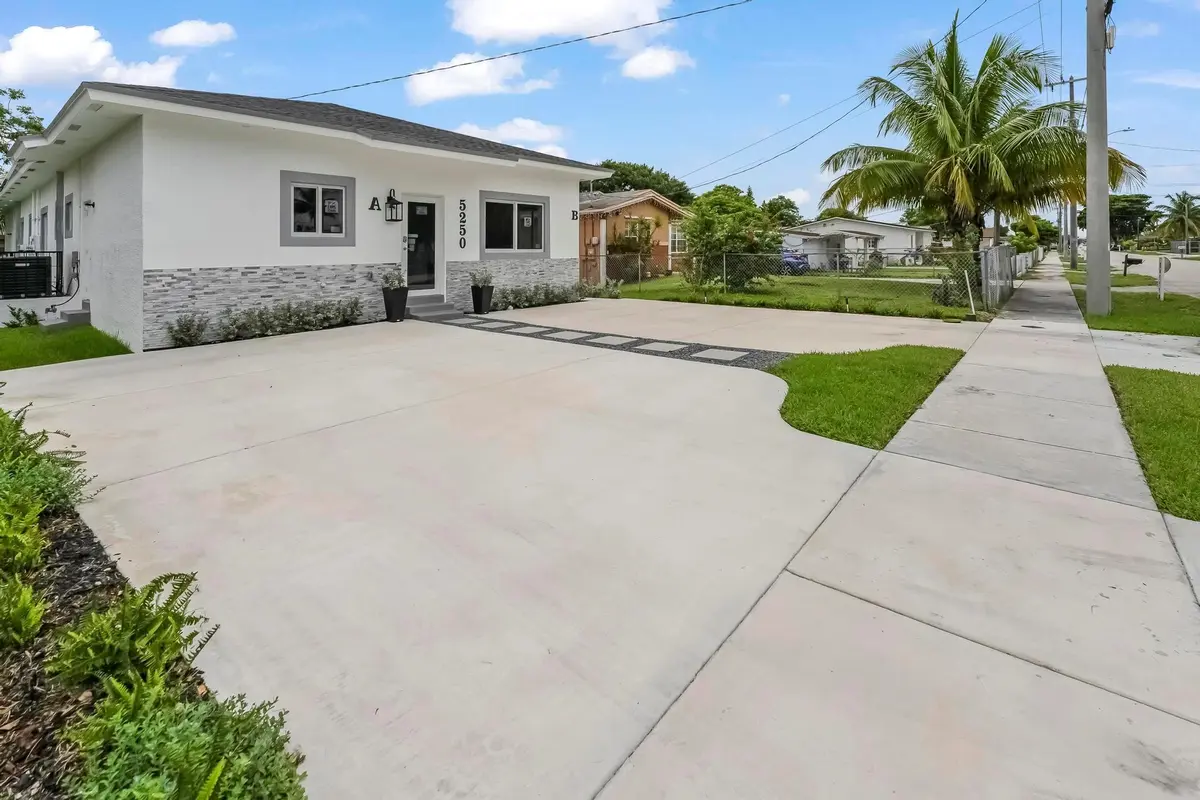 Photo 8 at 5250 SW 18th Street, West Park