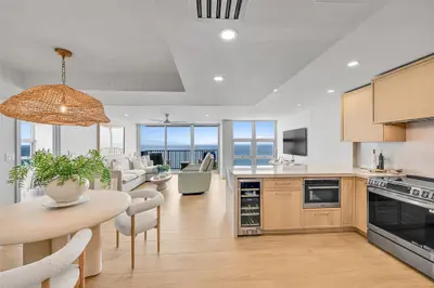 525 N Ocean Boulevard 1724, Pompano Beach – sold