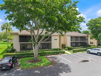 195 Deer Creek Boulevard 807, Deerfield Beach – sold