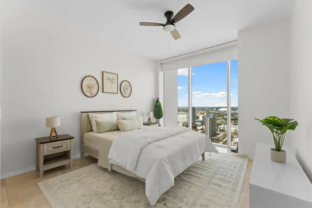 Photo 5 at 1040 Biscayne Boulevard 3906, Miami
