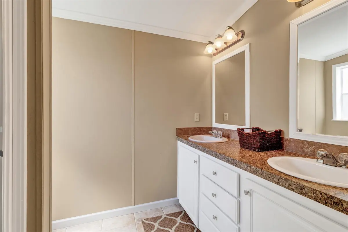 Photo 6 at 192 N Arbor Lane, Vero Beach