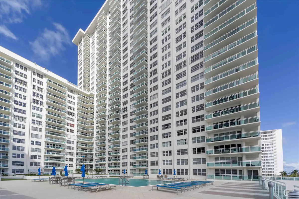 Photo 2 at 3900 Galt Ocean Drive 415, Fort Lauderdale