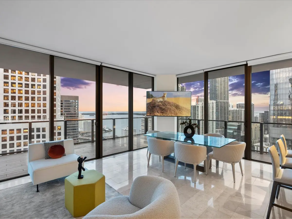 Photo 8 at 68 SE 6th Street 3201, Miami