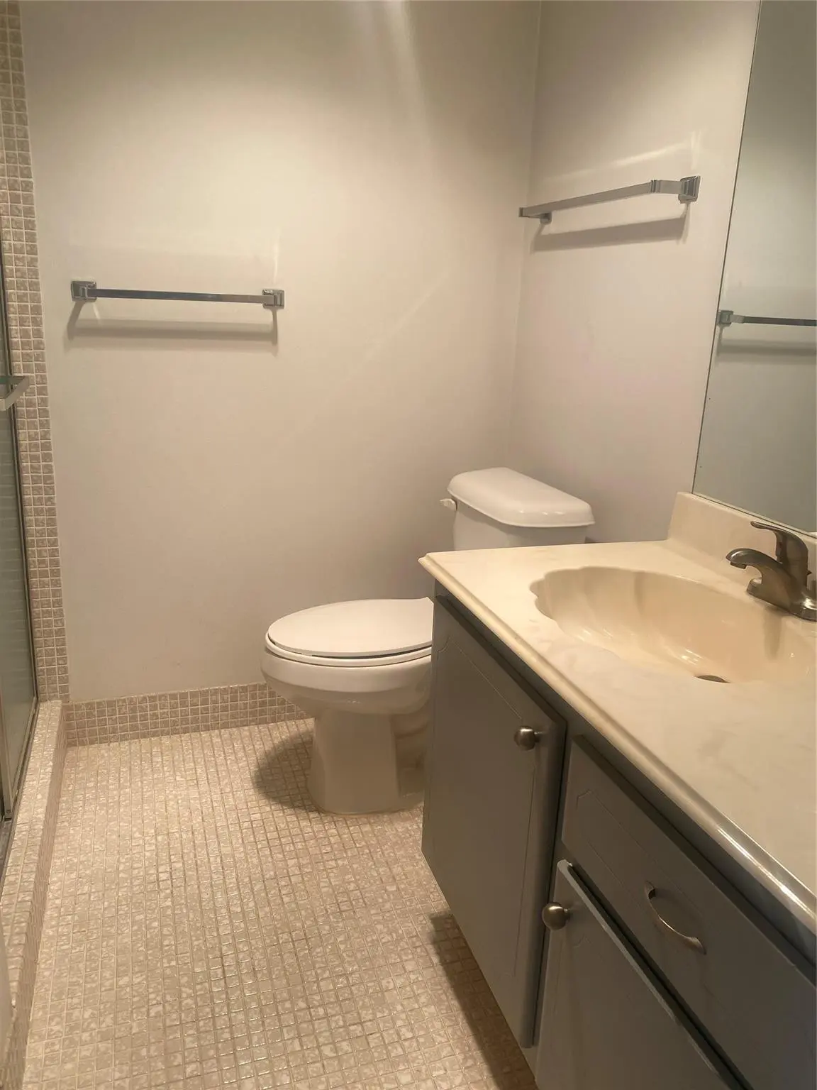 Full bathroom in hallway. at 408 Grantham A 408, Deerfield Beach