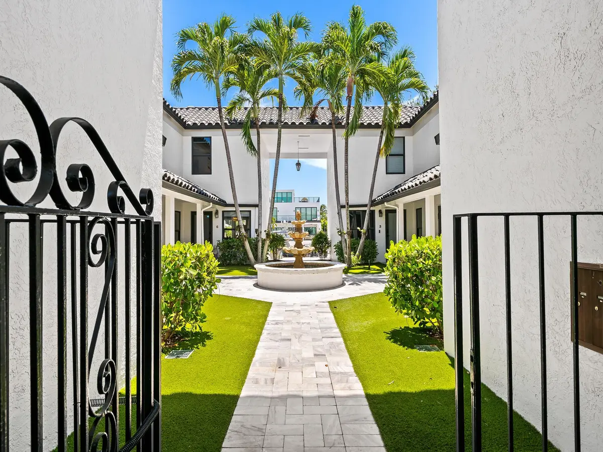 Photo 7 at 1524 SE 12th Street 5, Fort Lauderdale