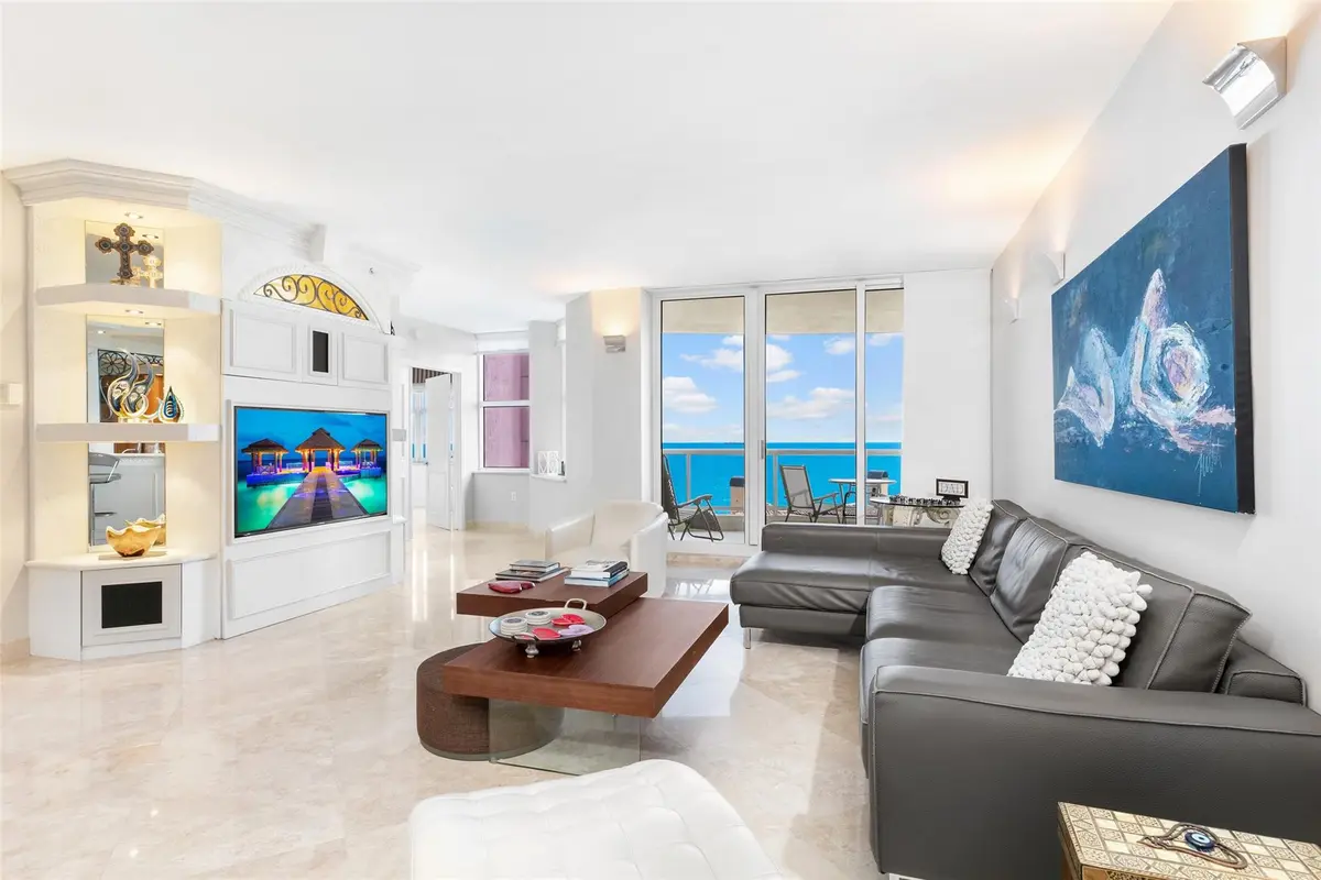 Photo 3 at 2110 N Ocean Boulevard 9A, Fort Lauderdale