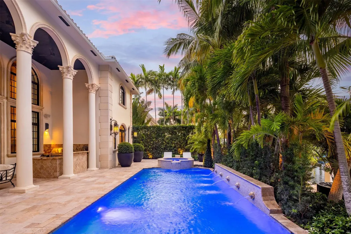 Photo 6 at 169 Fiesta Way, Fort Lauderdale