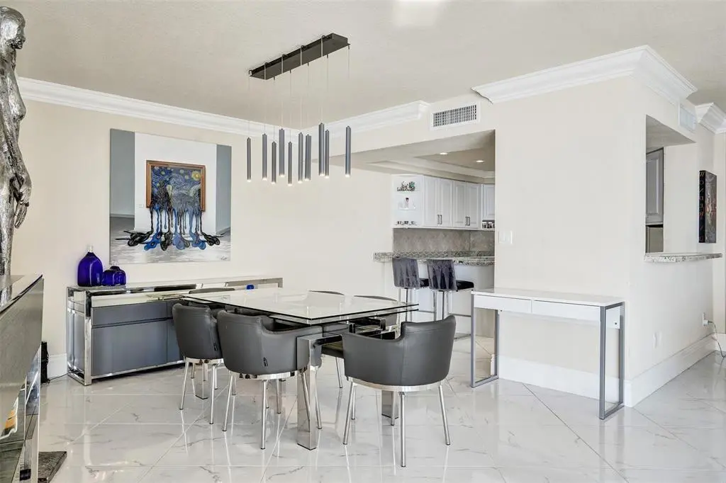 Dining area at 3900 N Ocean Drive 10f, Lauderdale-By-The-Sea
