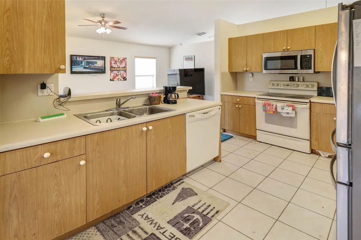 Photo 3 at 12250 NW 57th Street, Coral Springs
