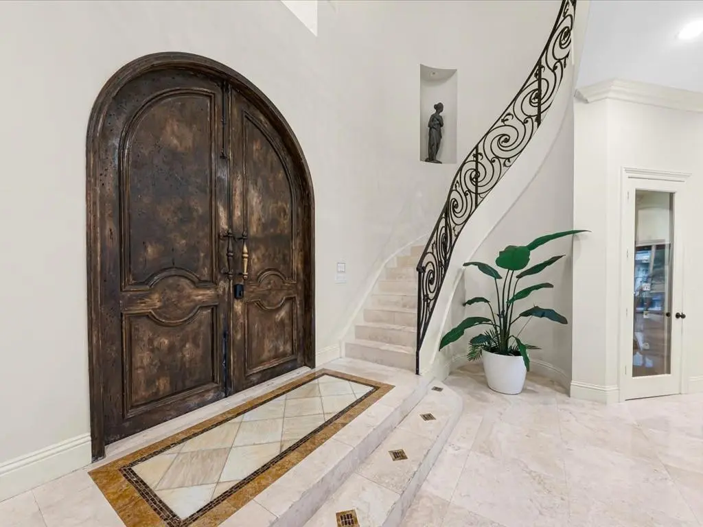 Photo 8 at 3030 NE 45th Street, Fort Lauderdale