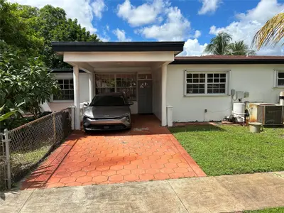 , Lauderdale Lakes – sold