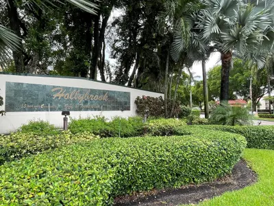 361 S Hollybrook Drive 103, Pembroke Pines – sold