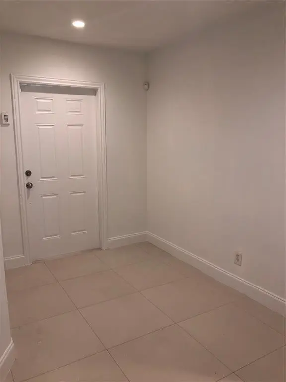 Photo 3 at 5273 NE 17th Avenue, Pompano Beach