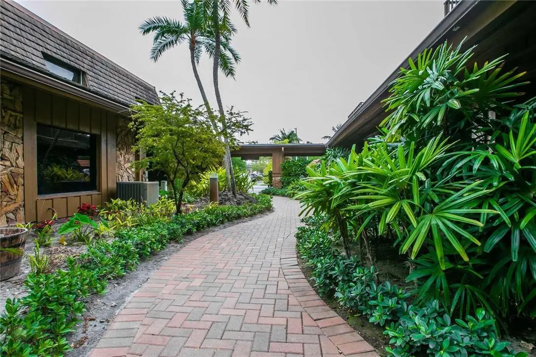 Photo 7 at 3000 N University Drive 3h, Coral Springs
