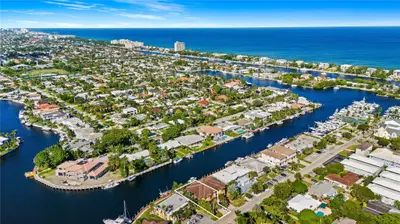 2637 NE 28th Court, Lighthouse Point – sold