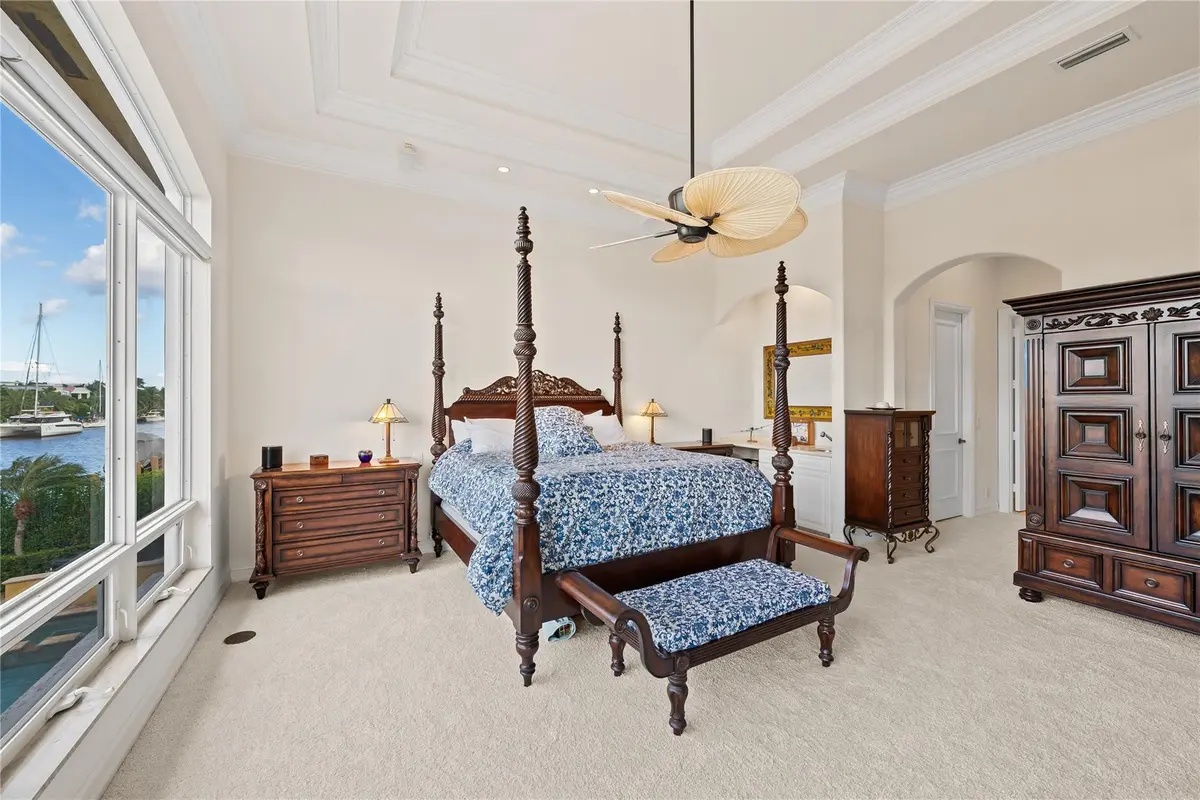Photo 8 at 2637 NE 28th Court, Lighthouse Point