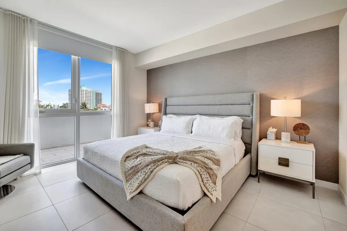 Photo 3 at 401 N Birch Road 413, Fort Lauderdale