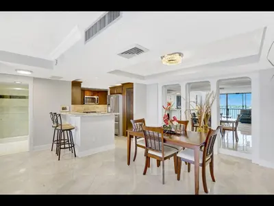 5200 N Flagler Drive 802, West Palm Beach – sold