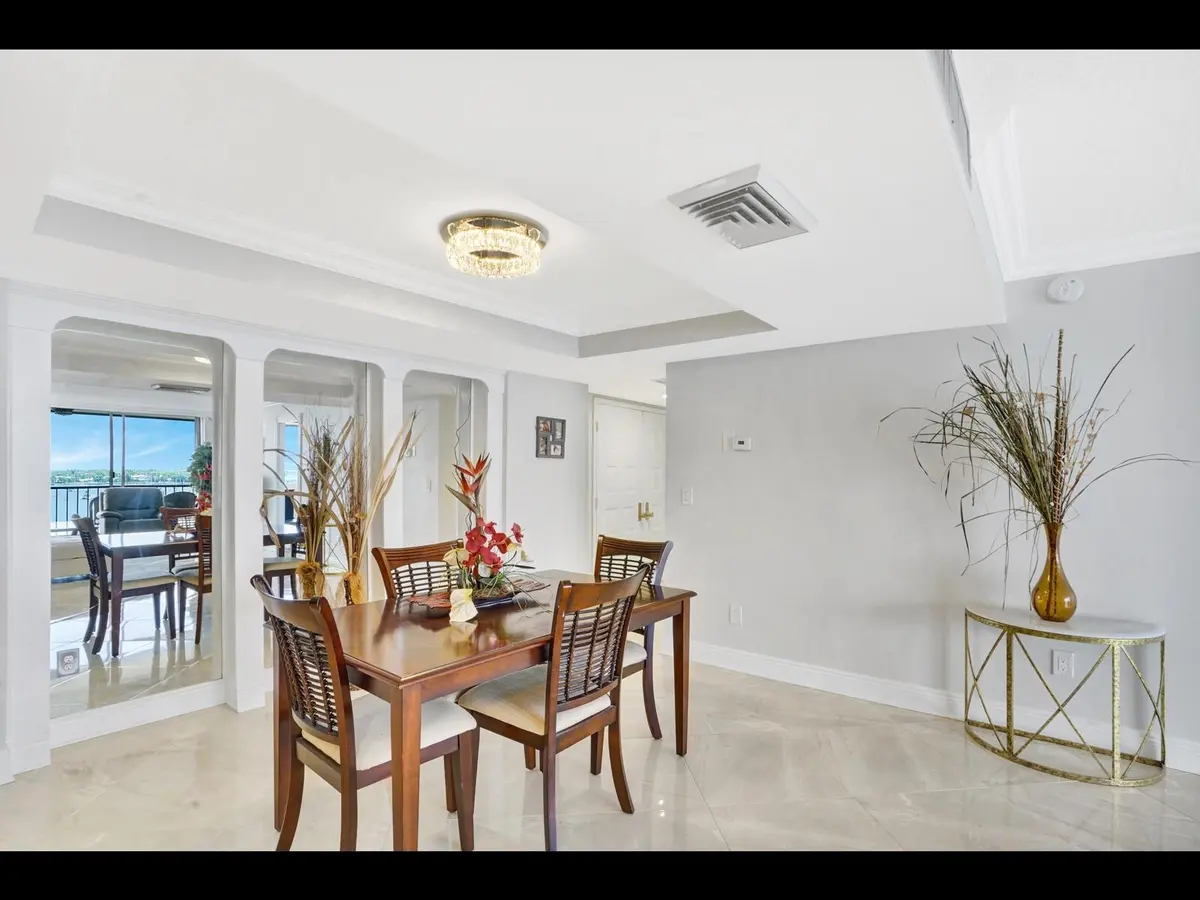 Photo 2 at 5200 N Flagler Drive 802, West Palm Beach