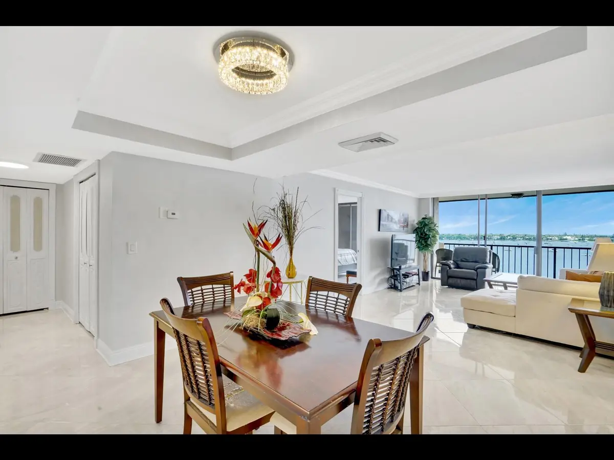 Photo 5 at 5200 N Flagler Drive 802, West Palm Beach