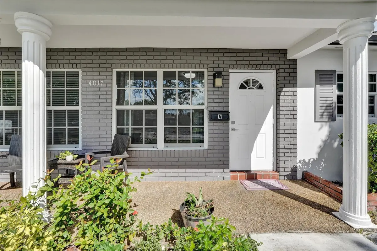 Photo 3 at 4017 Woodside Drive, Coral Springs