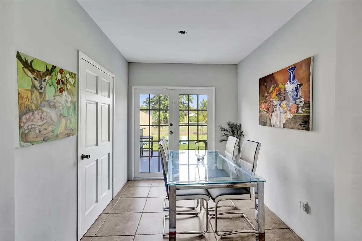 Photo 8 at 4017 Woodside Drive, Coral Springs
