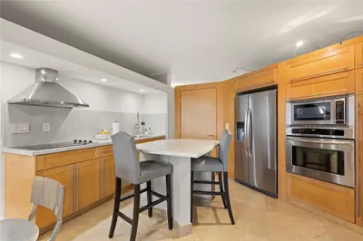 1401 S Federal Highway 510, Boca Raton – Condominium for sale