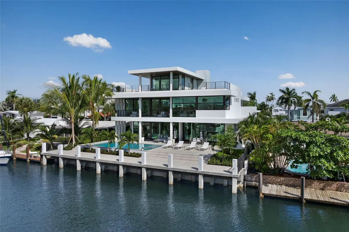 Photo 6 at 1500 SE 14th Street, Fort Lauderdale