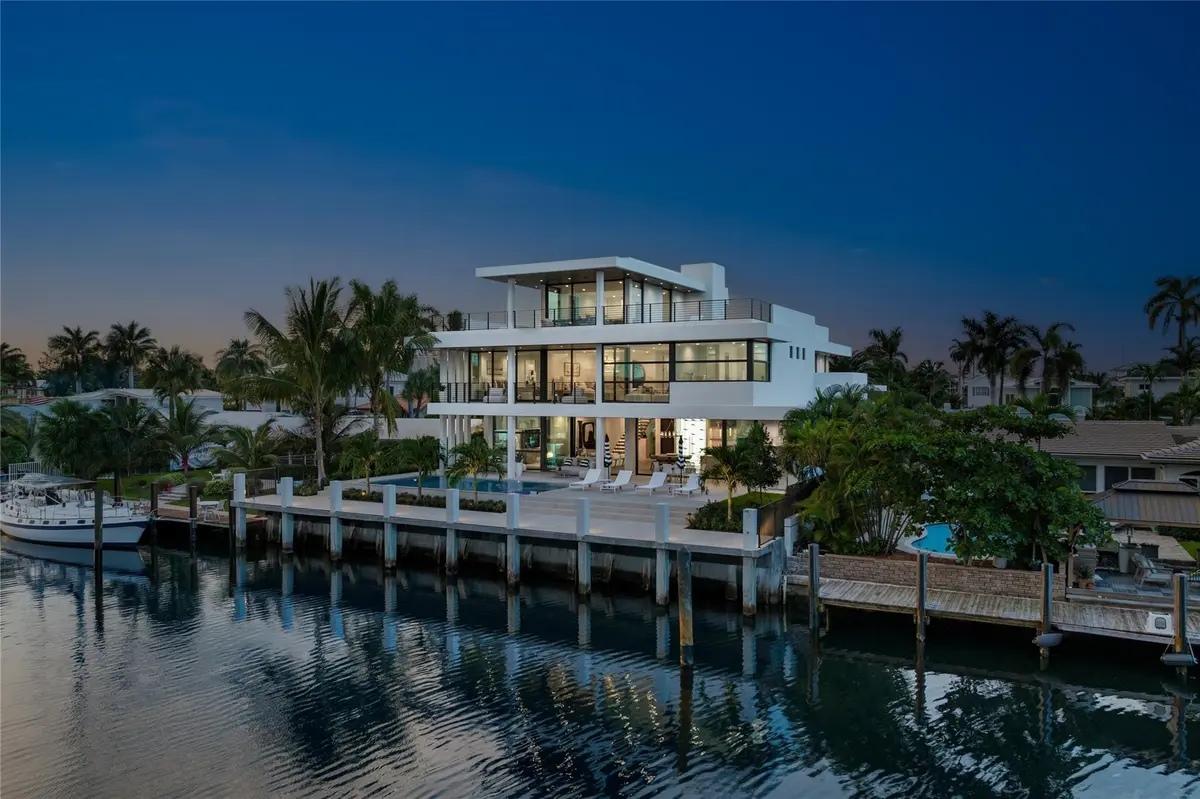 Photo 7 at 1500 SE 14th Street, Fort Lauderdale