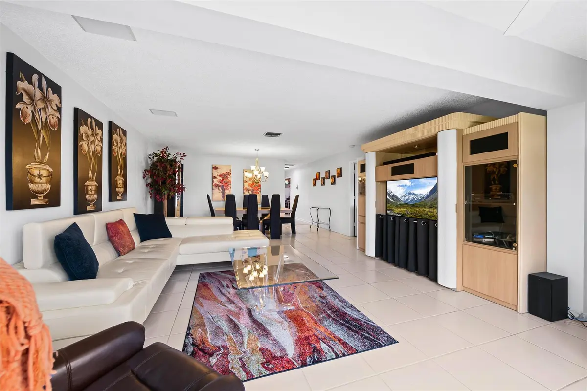 Photo 7 at 1621 NW 20th Avenue 203, Delray Beach