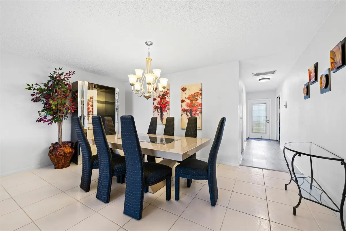 Photo 8 at 1621 NW 20th Avenue 203, Delray Beach