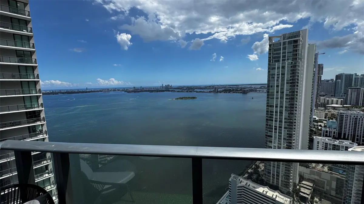 Photo 4 at 650 NE 32nd Street 4307, Miami