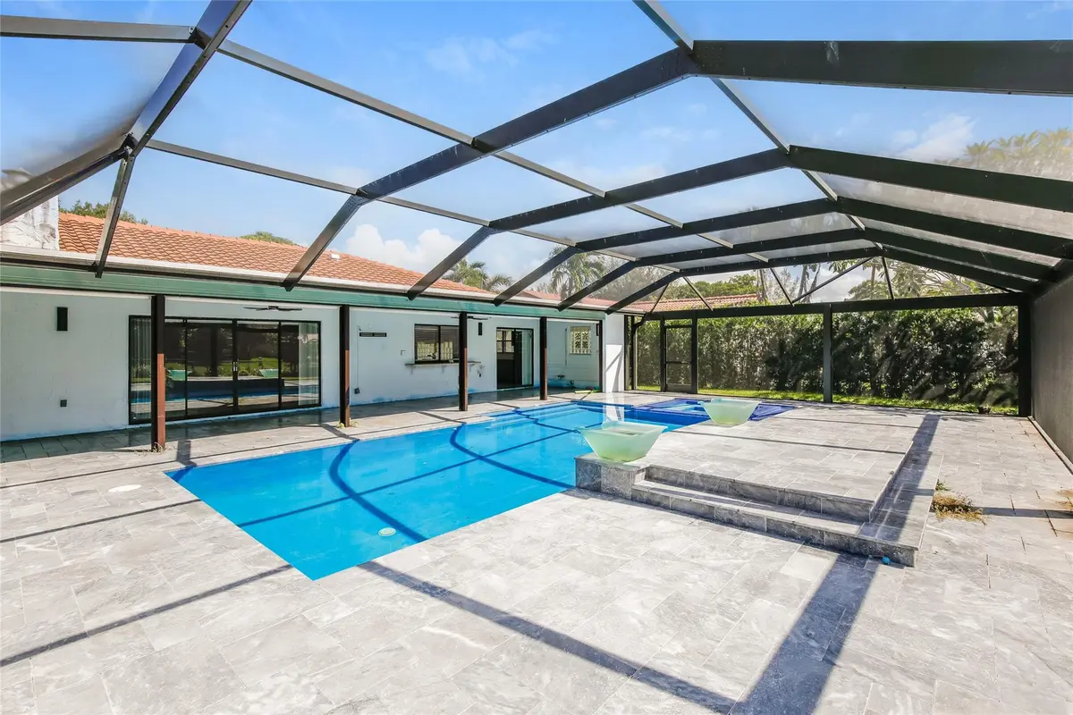 Photo 4 at 9468 NW 2nd Street, Coral Springs