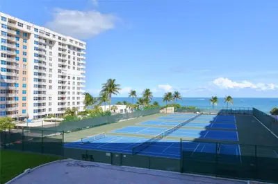 5100 N Ocean Boulevard 516, Lauderdale-By-The-Sea – Condominium for sale