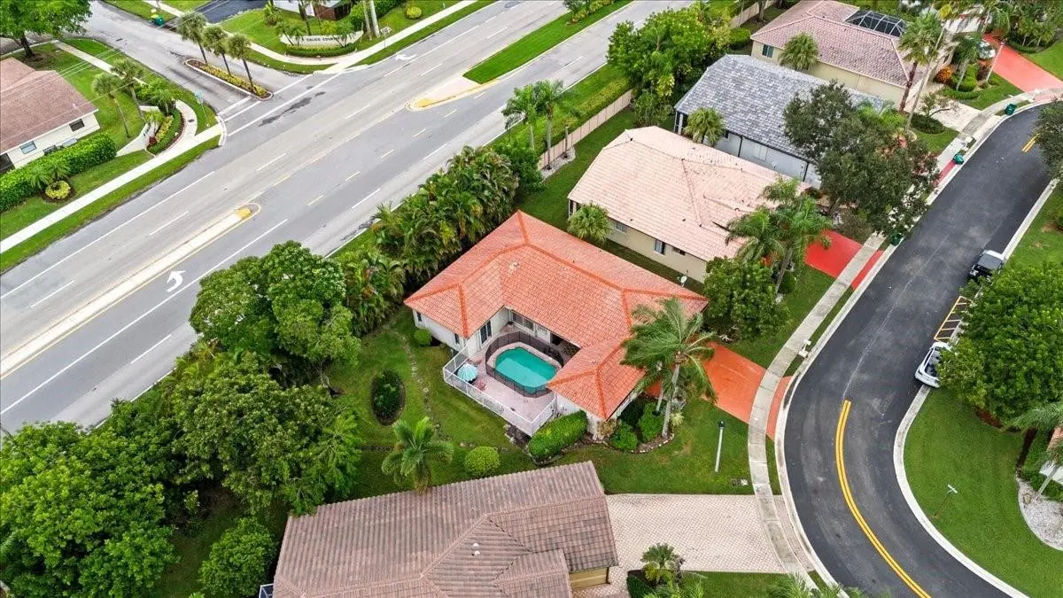 Photo 6 at 7631 NW 87th Terrace, Tamarac
