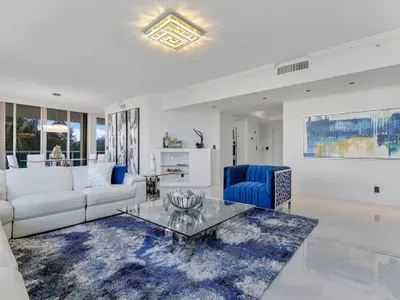 3100 N Ocean Boulevard 601, Fort Lauderdale – Condominium for sale