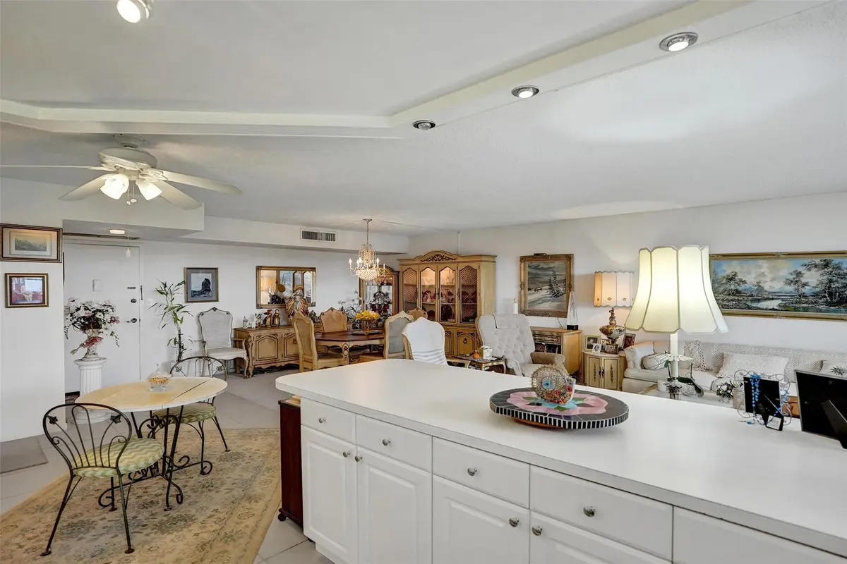 Photo 7 at 2500 NE 48th Lane 603, Fort Lauderdale