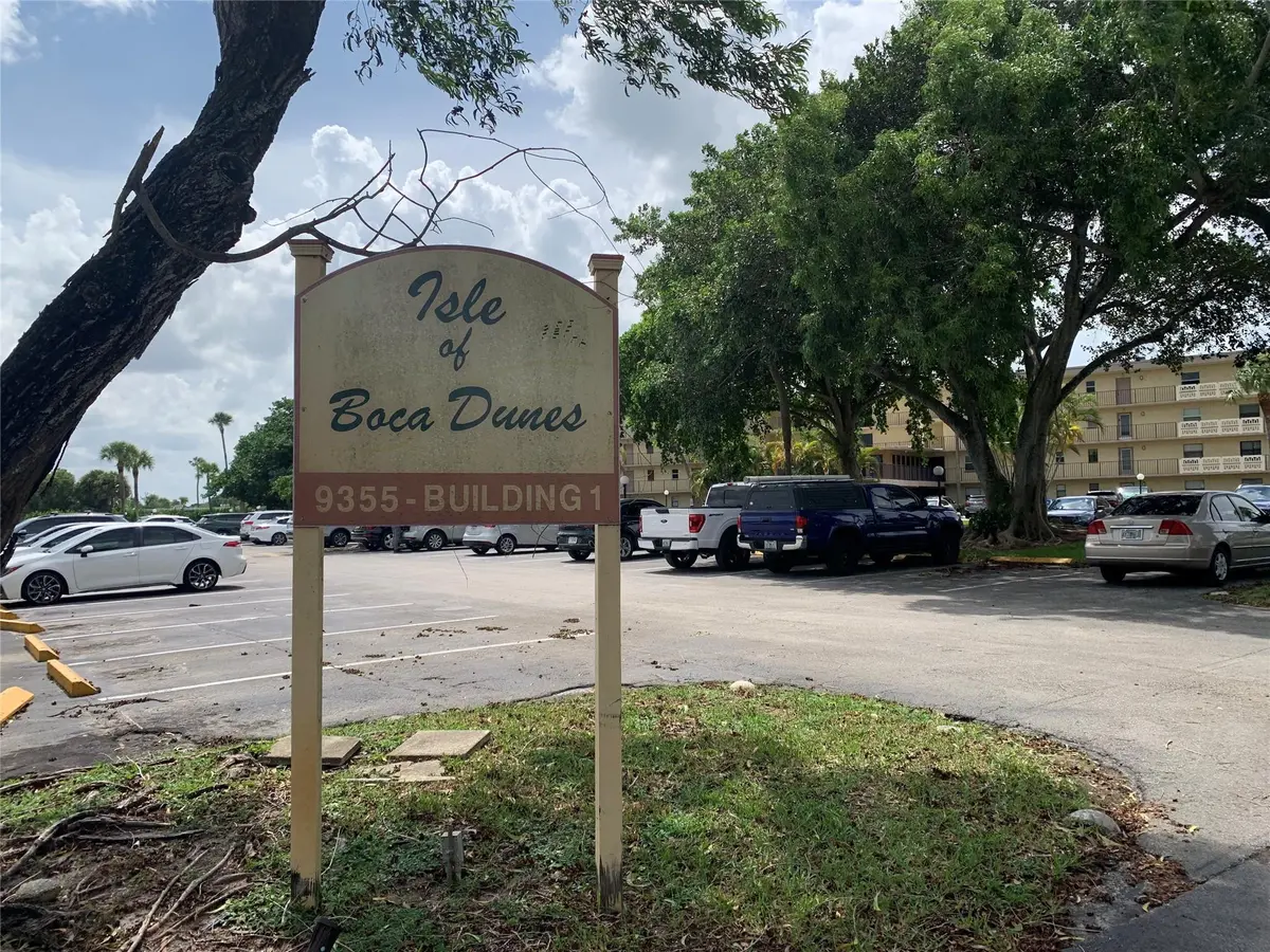 Photo 1 at 9355 SW 8th Street 321, Boca Raton