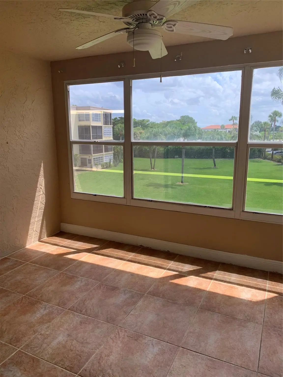 Photo 4 at 9355 SW 8th Street 321, Boca Raton