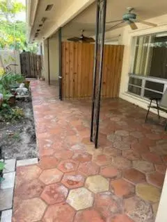, Oakland Park – Duplex for sale