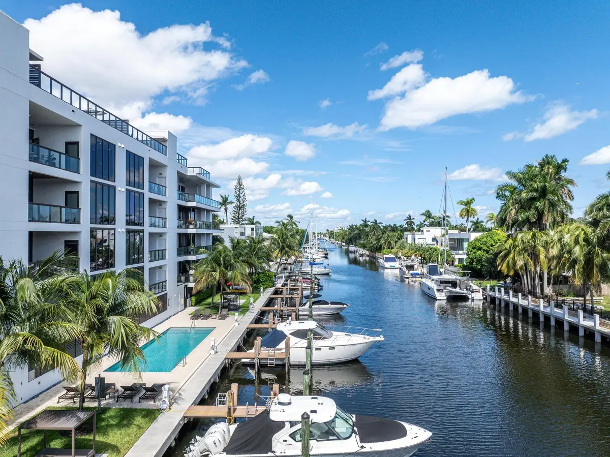 Photo 7 at 20 Isle Of Venice Drive PH2, Fort Lauderdale