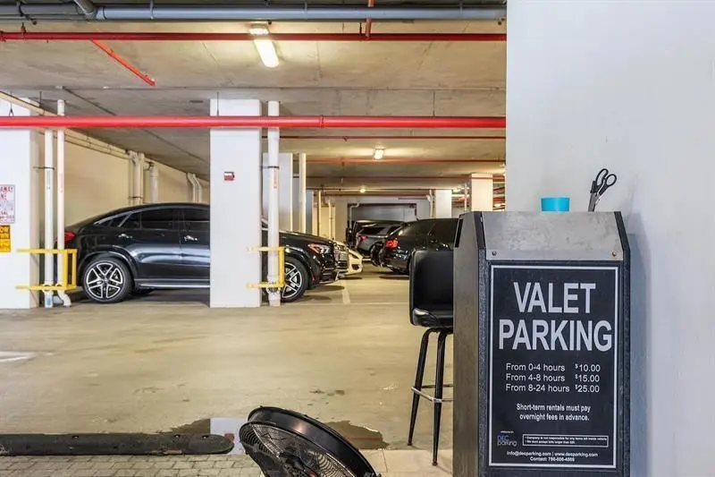 24/7 valet at 401 N Birch Road 1214, Fort Lauderdale