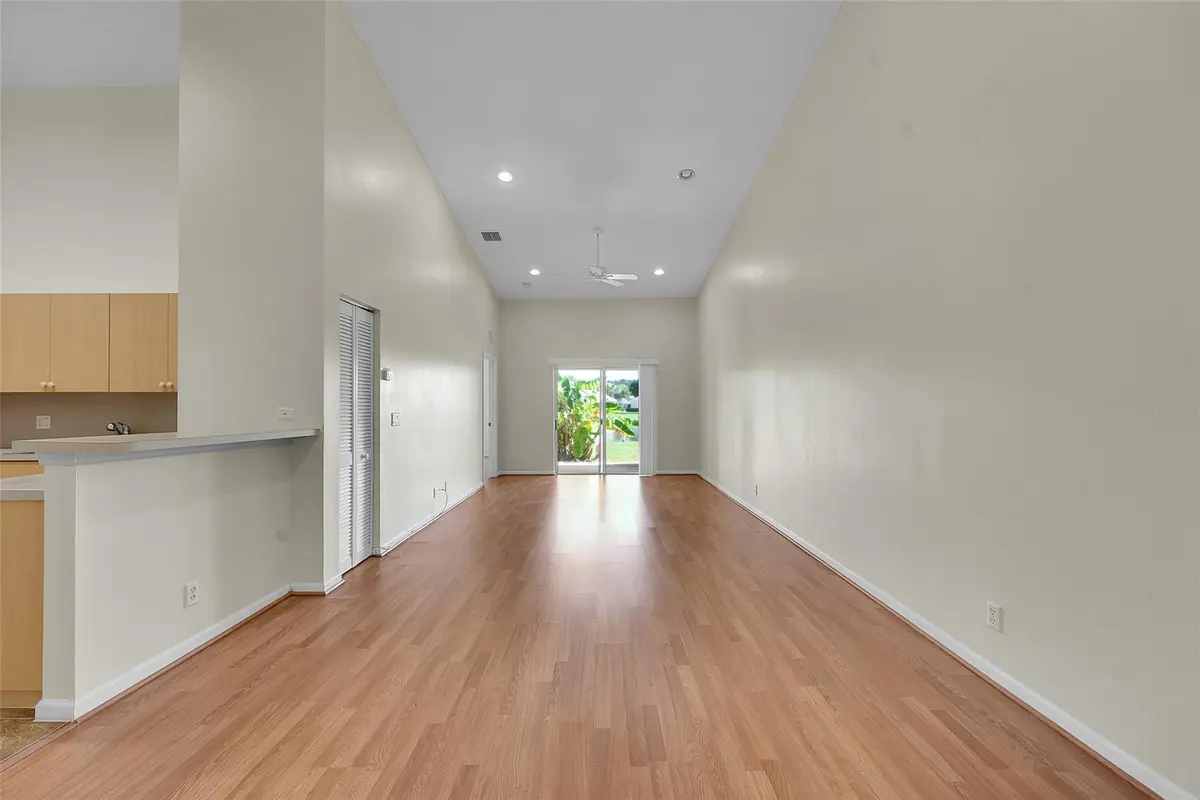 Photo 7 at 9815 Galleon Drive, West Palm Beach