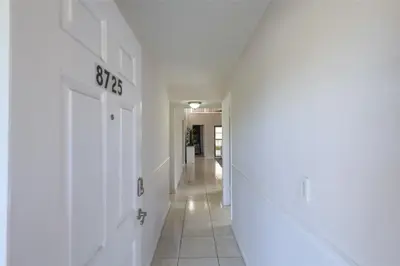 8725 Shadow Wood Boulevard 312, Coral Springs – Condominium for sale