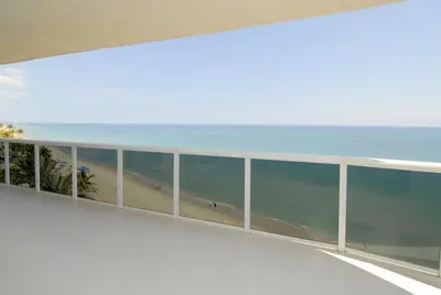 3200 N Ocean Boulevard SPH2609, Fort Lauderdale – sold