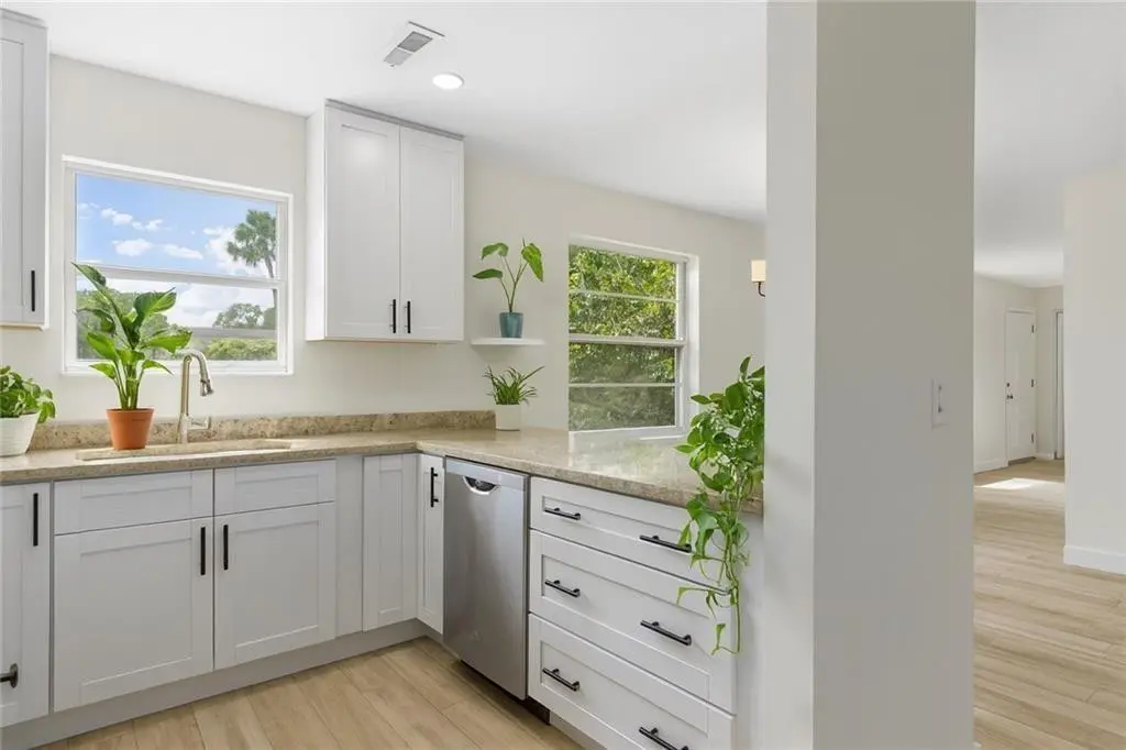 Photo 2 at 38 Vista Gardens Trail, Vero Beach